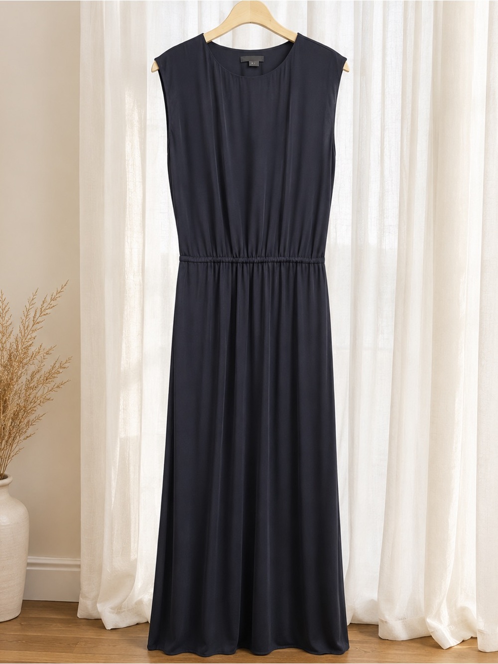 NWOT VINCE maxi silk dress stock photo is not this exact dress